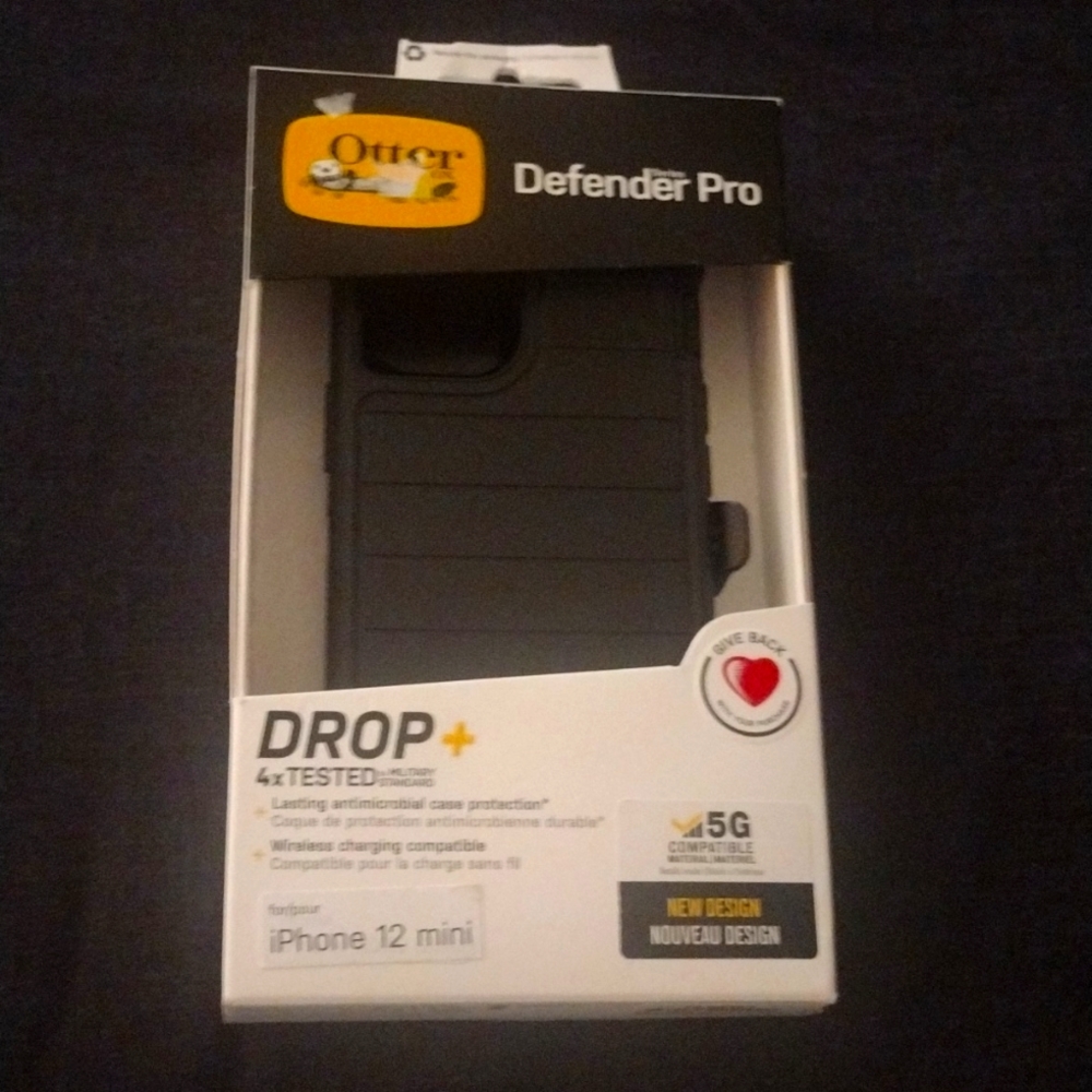 Otter defender pro iPhone 12 mini bnwt